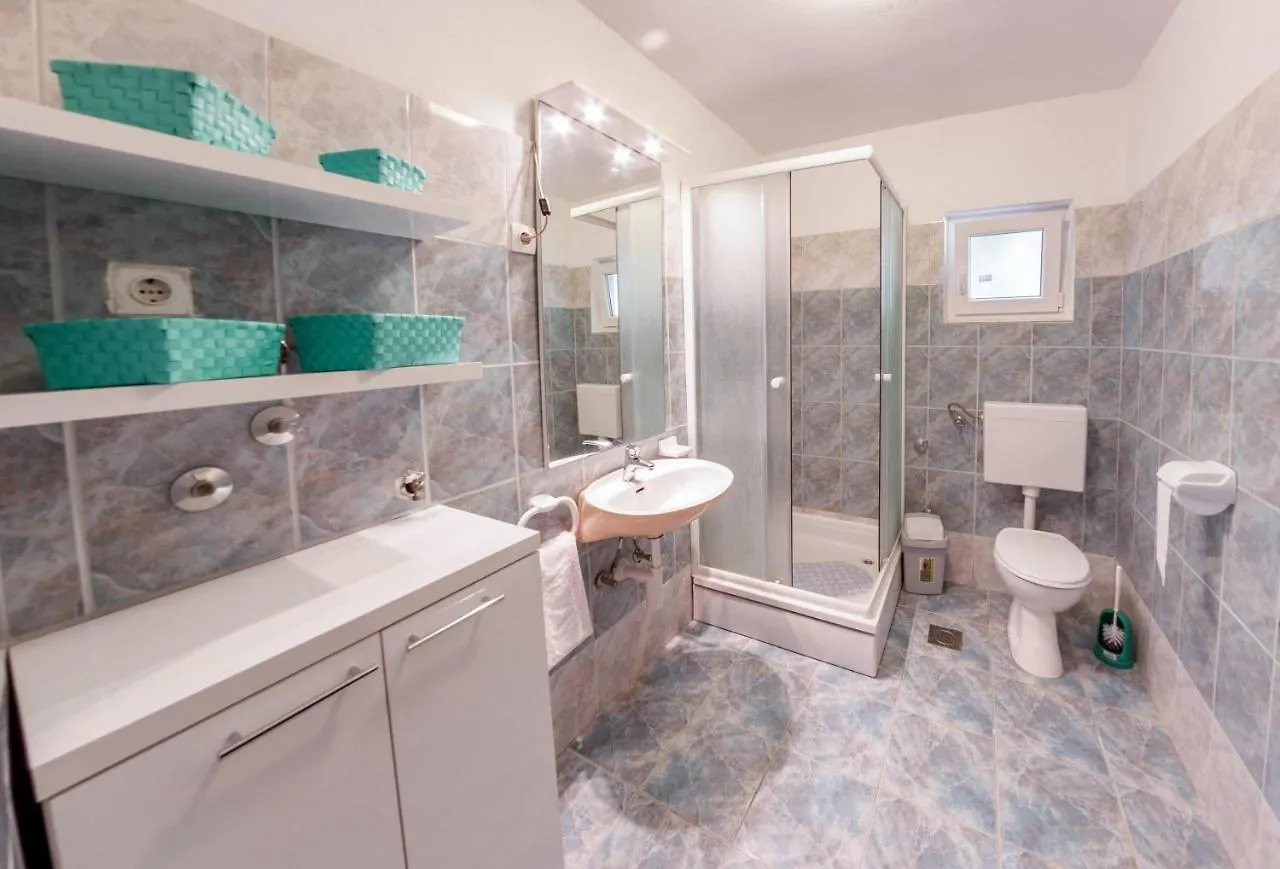 فندق مبيت وإفطار Bed And Breakfast Taverna Miskovic